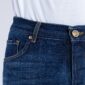Blaue Herrenjeans