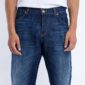 Blaue Herrenjeans